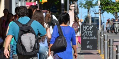 Jornada de descuentos y de convocatoria en la plaza